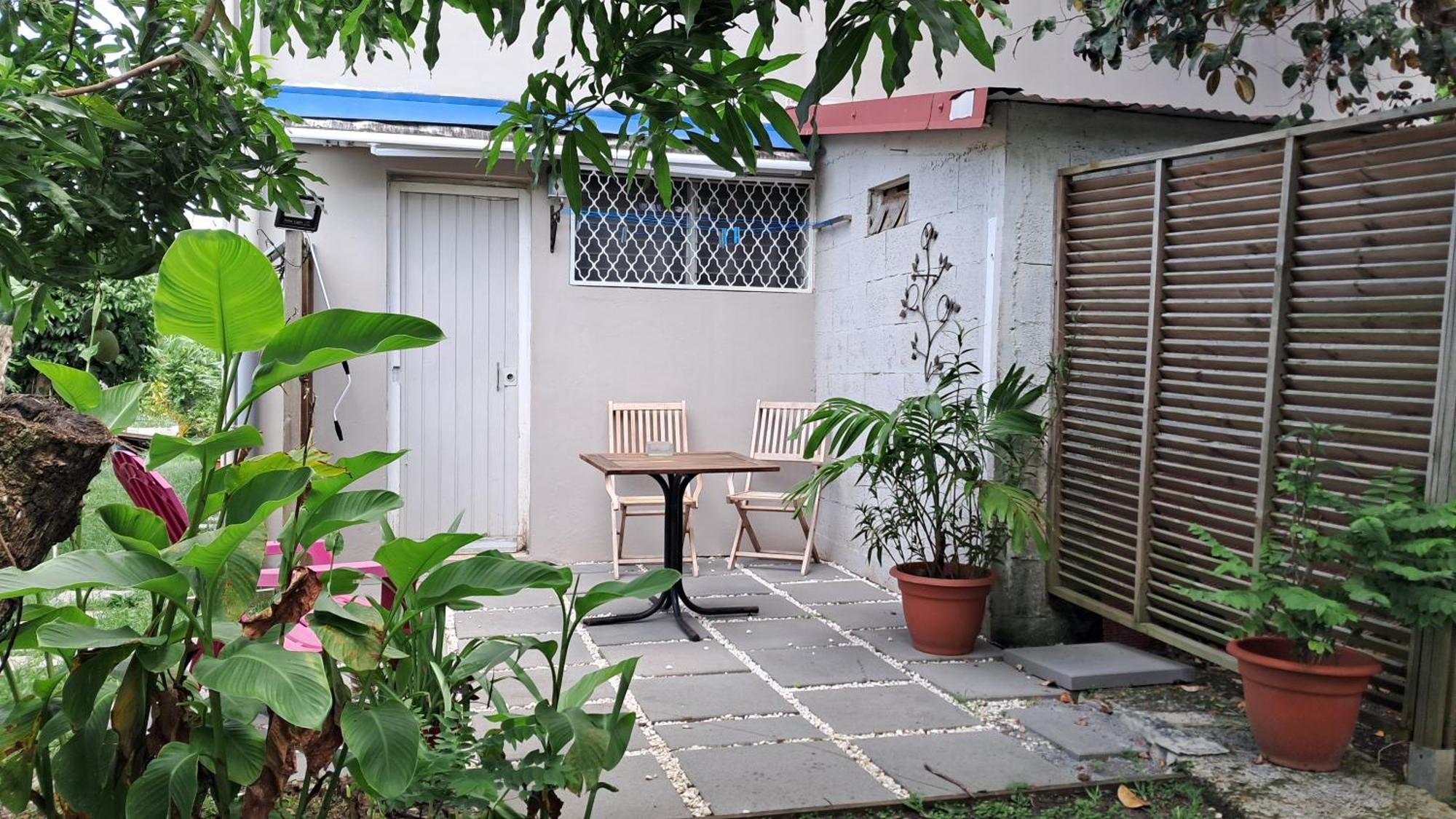Agreable F2, Jardin, Garage, Fibre, Clim Ch Apartment Fort-de-France Bagian luar foto
